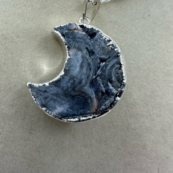 Red Amethyst Silver Plated Crescent Moon Pendant Necklace on Figaro Chain - Picture 7 of 11